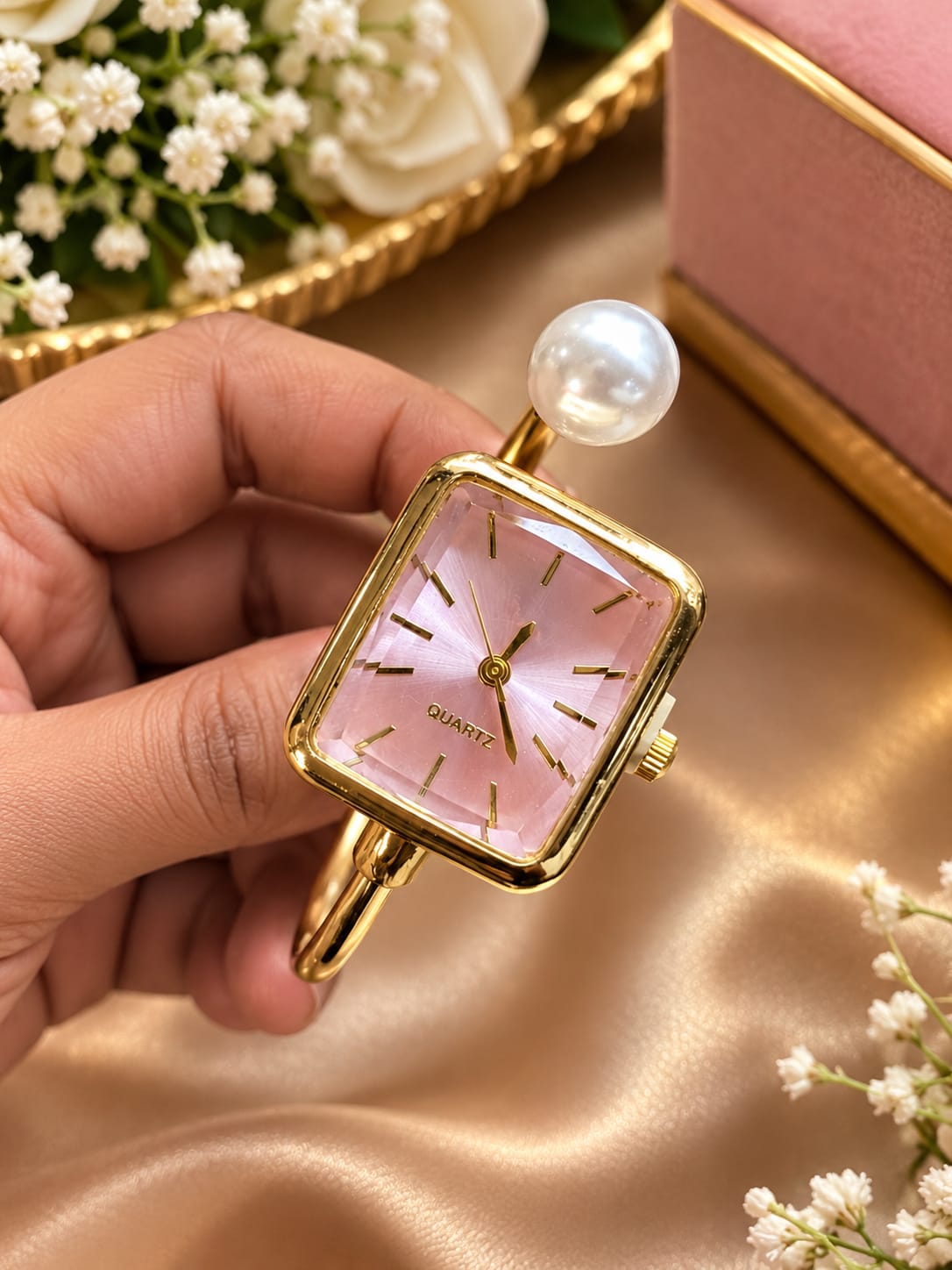 Pearl Watch Squre